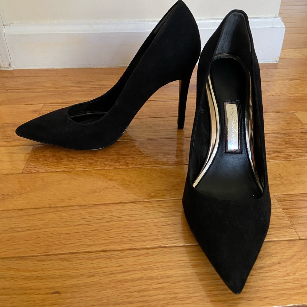 FREE SHIPPING NEW heels